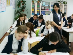 Мектеп оқушылары қазақ тілінен өз деңгейлерін анықтады